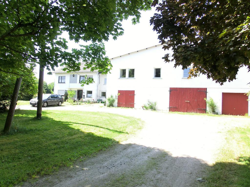 Апартаменты Lindenhof Hahn Бланкенрат Экстерьер фото